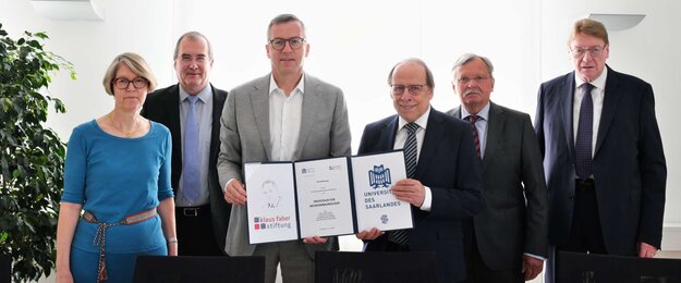 ertragsunterzeichnung für eine Stiftungsprofessur für Neuroimmunologie